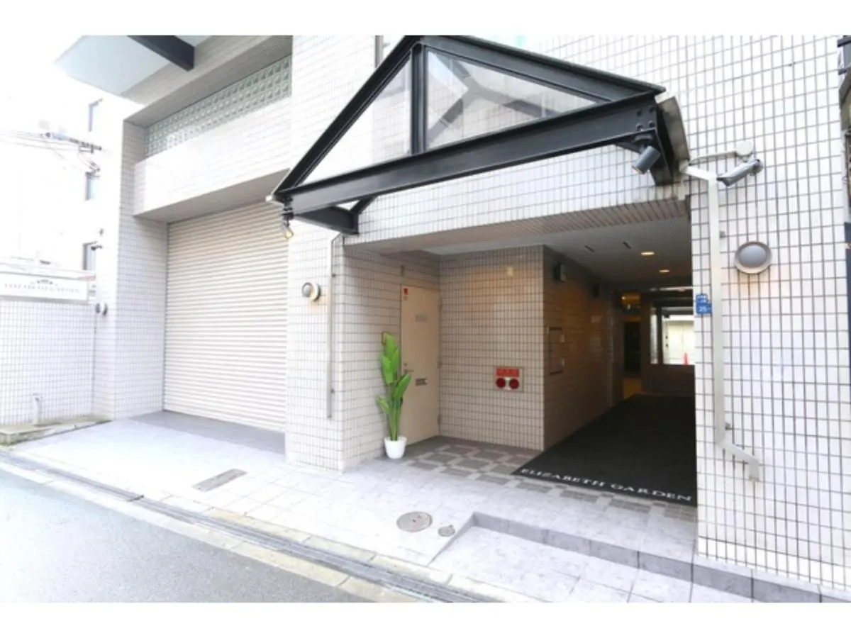 Elizabeth Garden - Vacation Stay 13899 Osaka